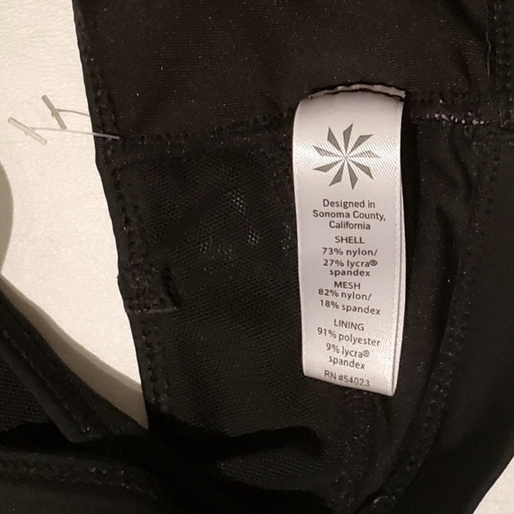 New $54 ATHLETA Ultimate Printed Sports Bra A-C cup S SMALL NWOT - Picture 5 of 5